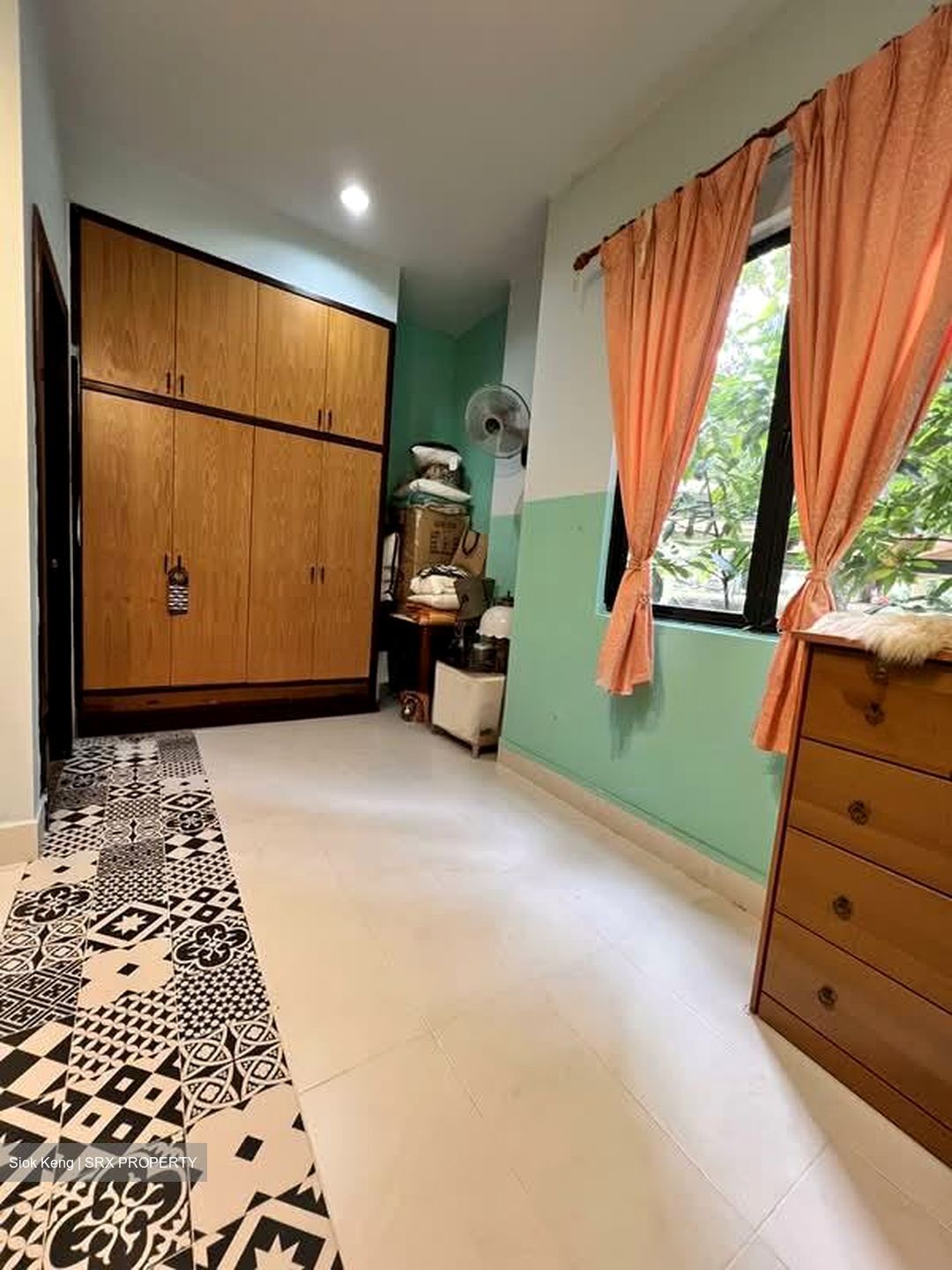 Regent Heights (D23), Condominium #576635561